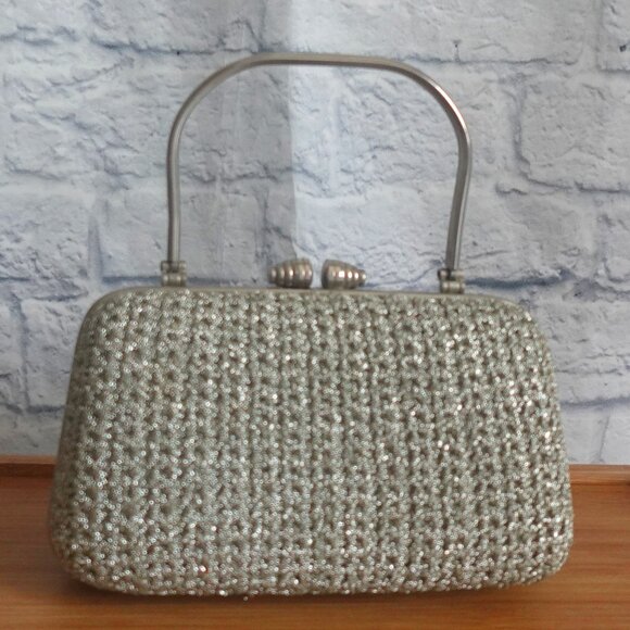 Vintage Italian Made hard shell mini bag in Silver knit - Picture 1 of 9